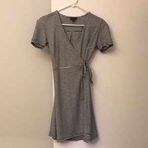 Top Shop cap sleeved wrap dress. Never worn